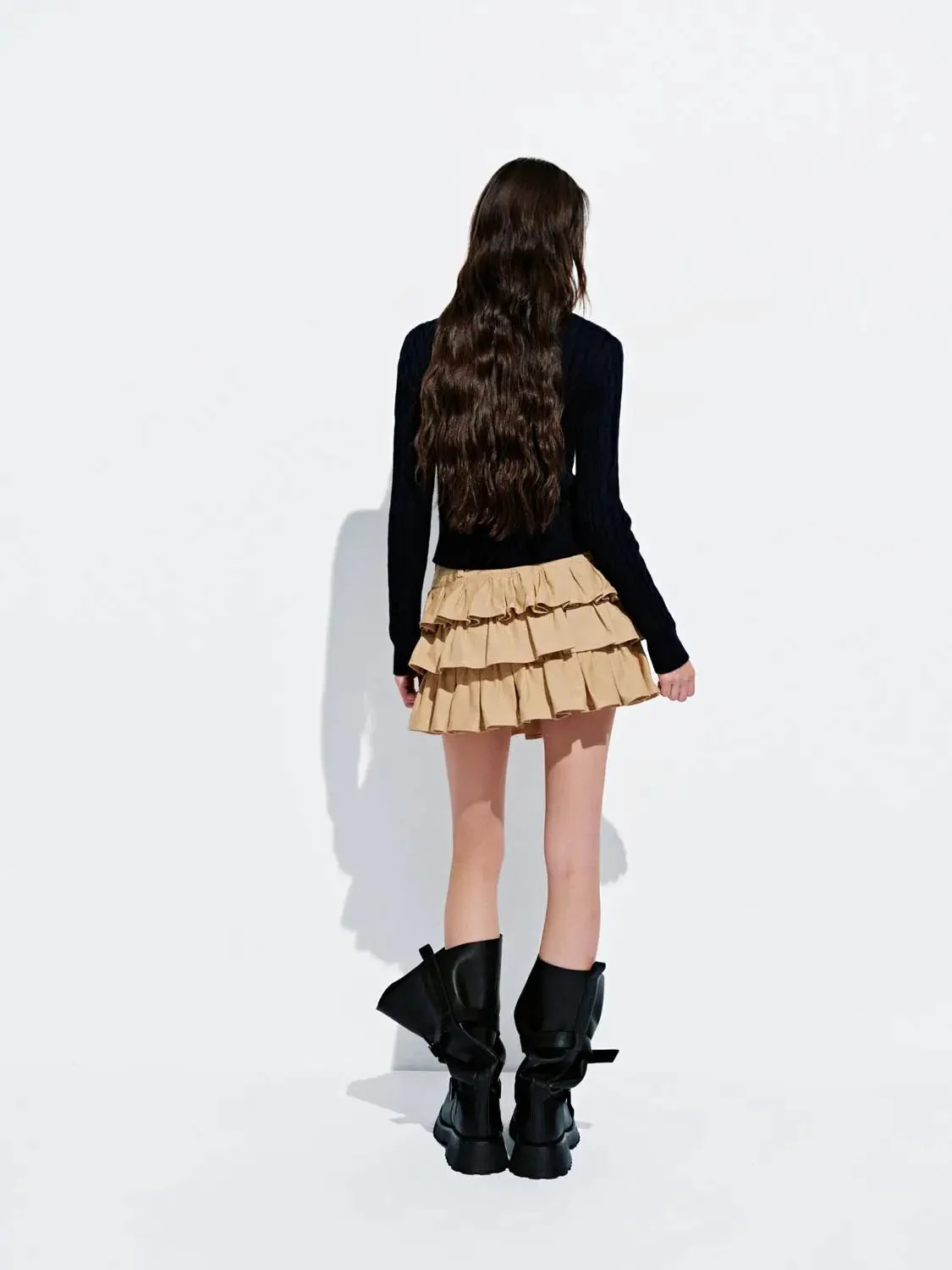 10073-embroidered-cable-knitted-cardigans-14.webp Embroidered Cable Knitted Cardigans