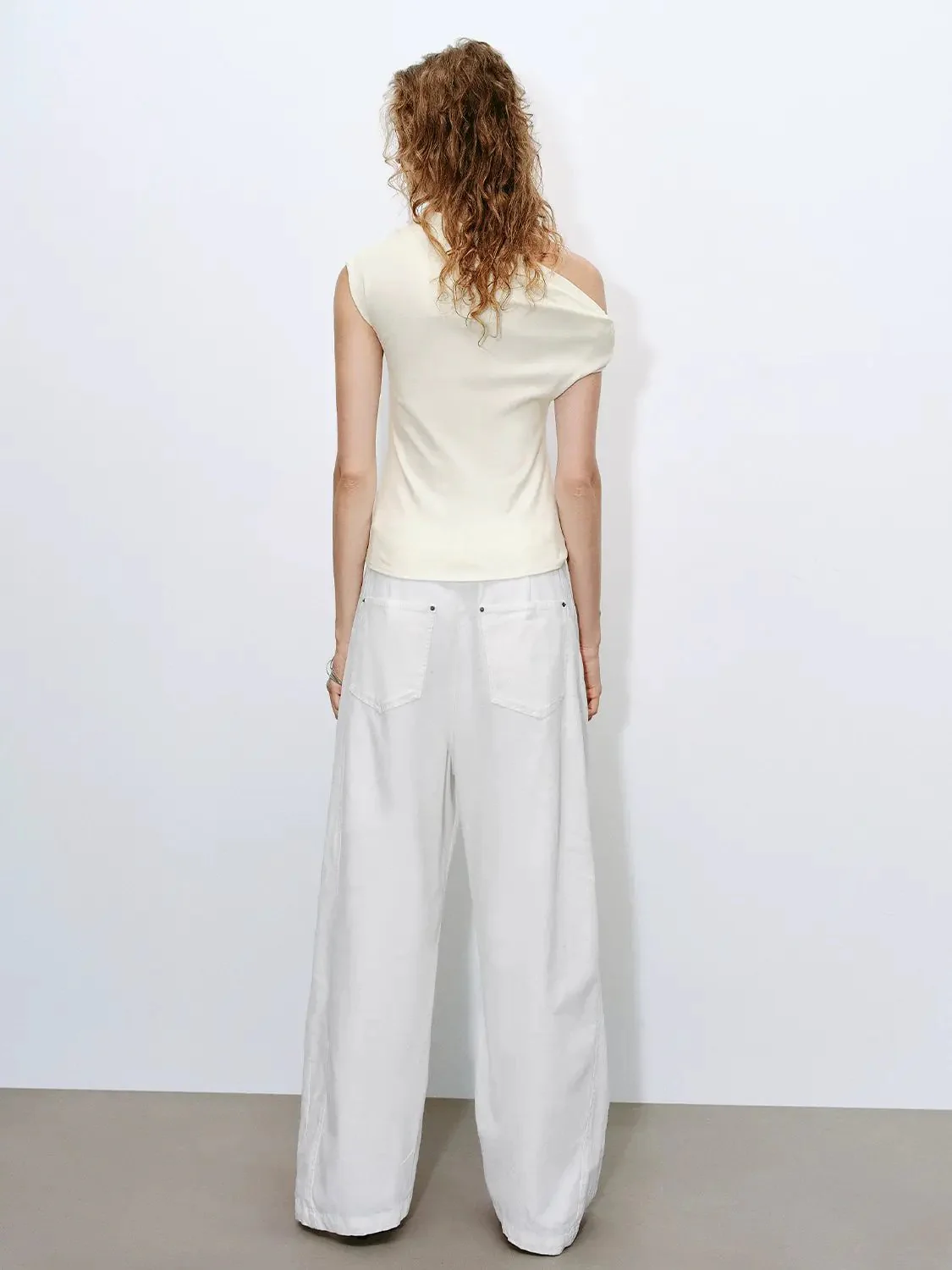 1008-cotton-one-shoulder-fitted-skinny-t-shirt-6.webp Cotton One-Shoulder Fitted Skinny T-Shirt