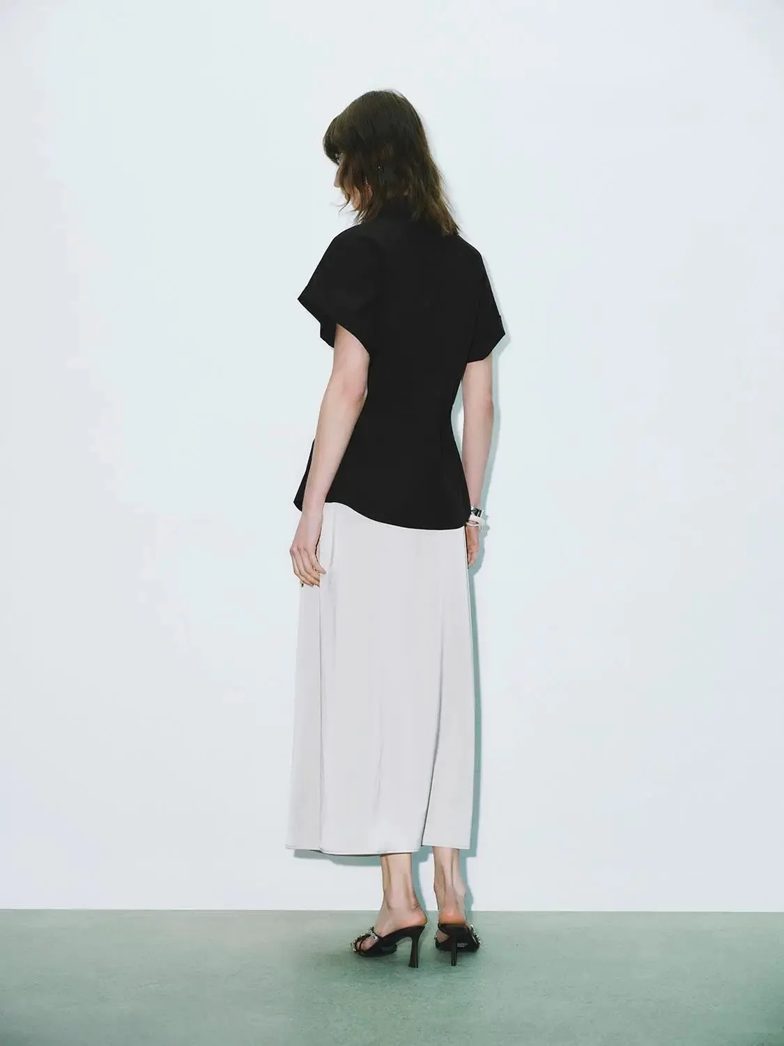 10099-cotton-tapered-waist-short-sleeve-shirts-19.webp Cotton Tapered Waist Short Sleeve Shirts