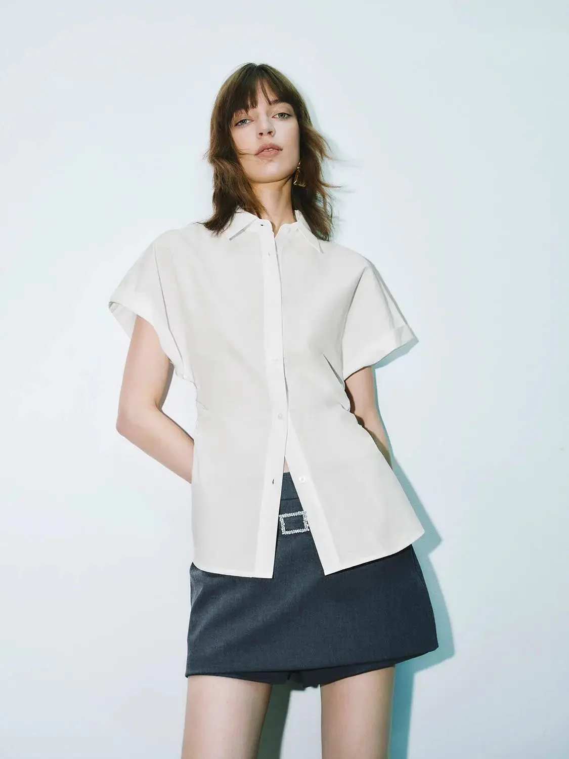 10099-cotton-tapered-waist-short-sleeve-shirts-3.webp Cotton Tapered Waist Short Sleeve Shirts