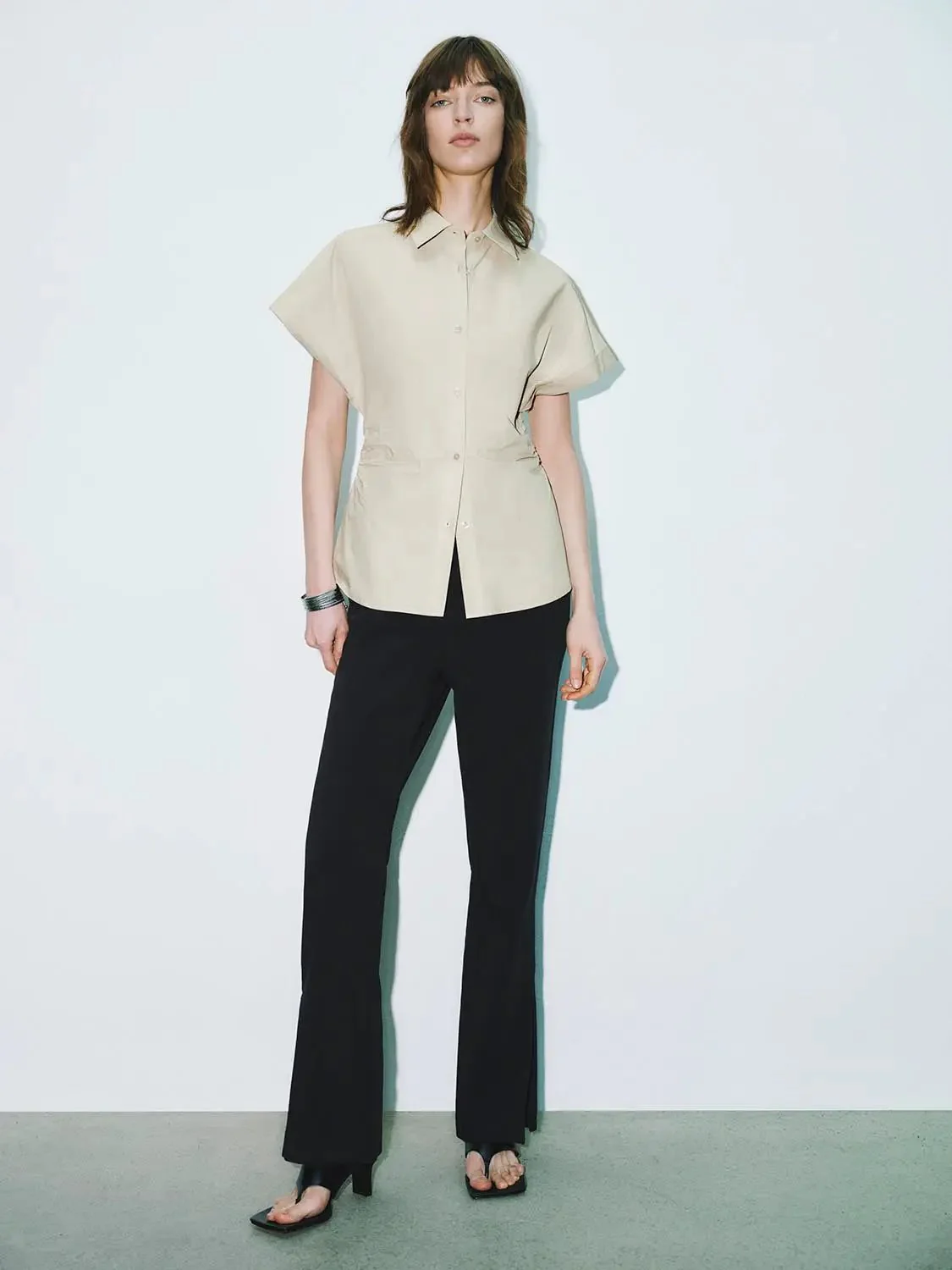 10099-cotton-tapered-waist-short-sleeve-shirts-8.webp Cotton Tapered Waist Short Sleeve Shirts