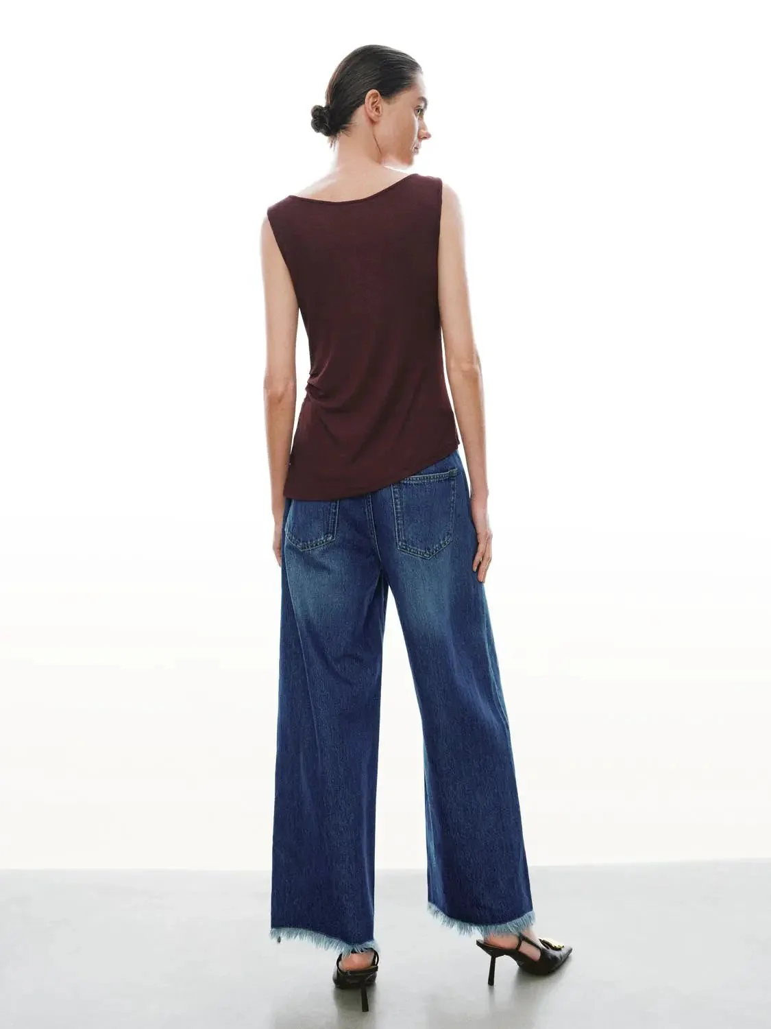 Cowl Neck Ruched Sleeveless Stretch T Shirt