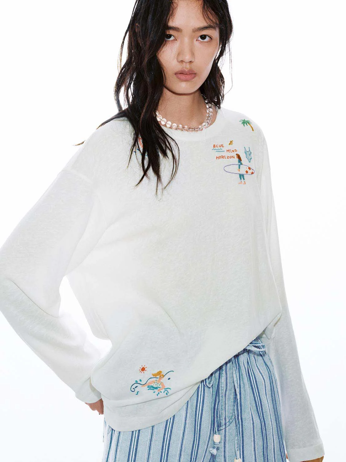 1017-cotton-embroidered-palm-print-long-sleeve-t-shirt-3.webp Cotton Embroidered Palm Print Long Sleeve T Shirt