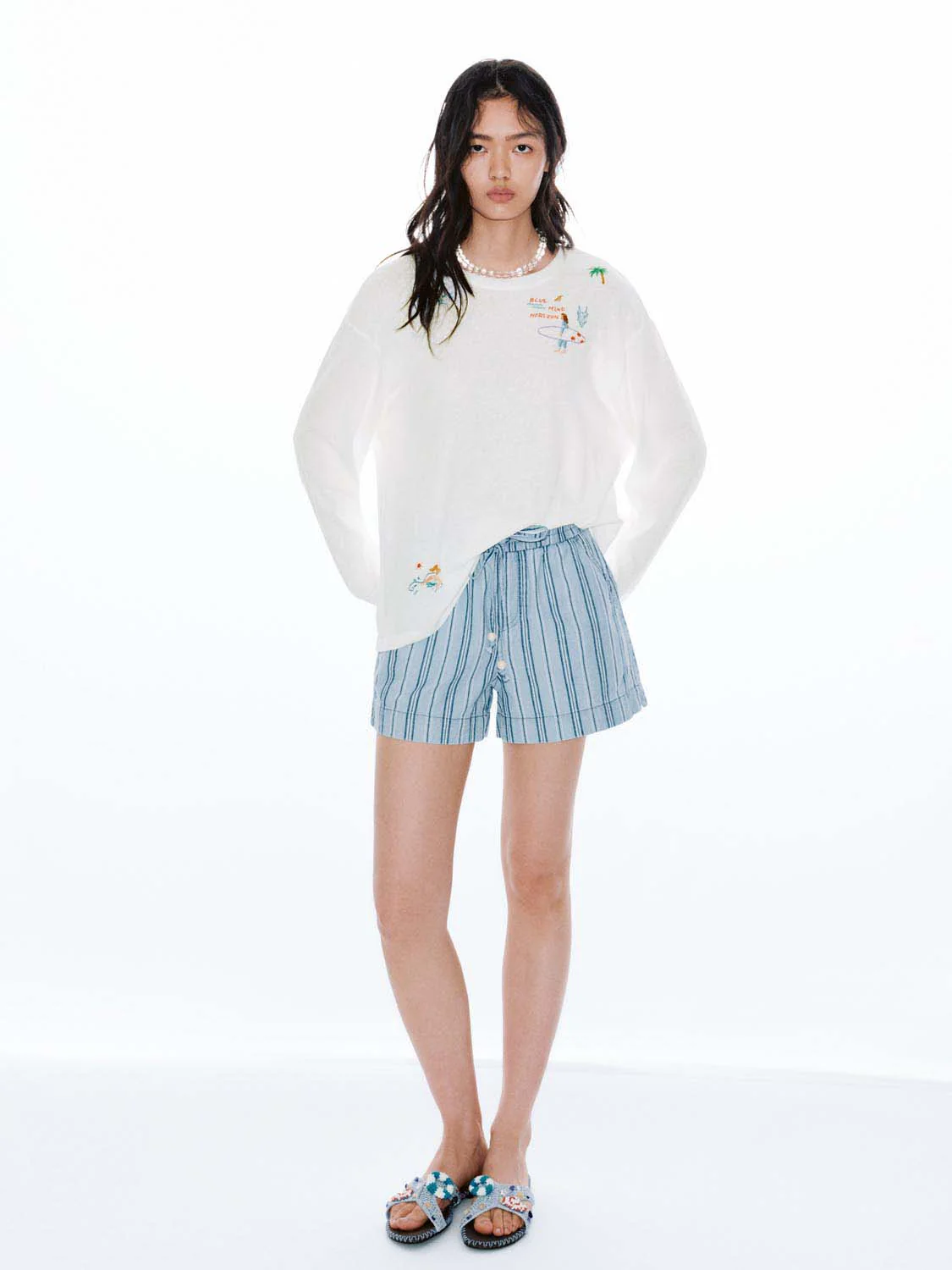 1017-cotton-embroidered-palm-print-long-sleeve-t-shirt-5.webp Cotton Embroidered Palm Print Long Sleeve T Shirt