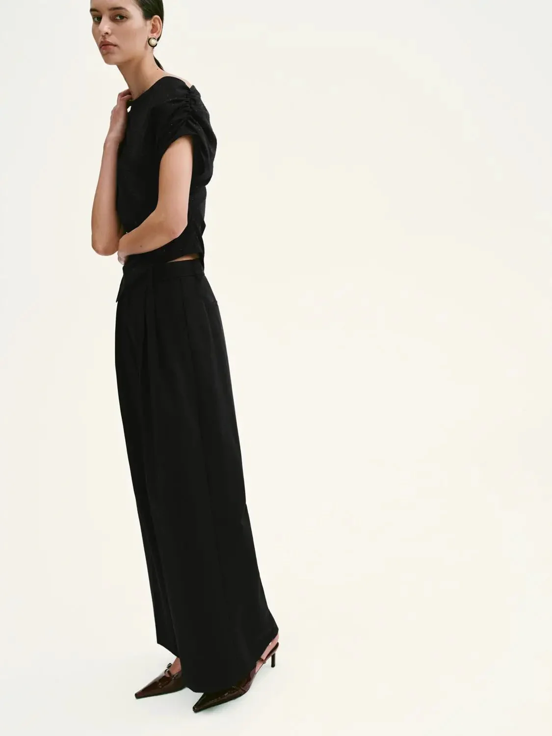 10178-one-shoulder-draped-overhead-shirts-4.webp One Shoulder Draped Overhead Shirts