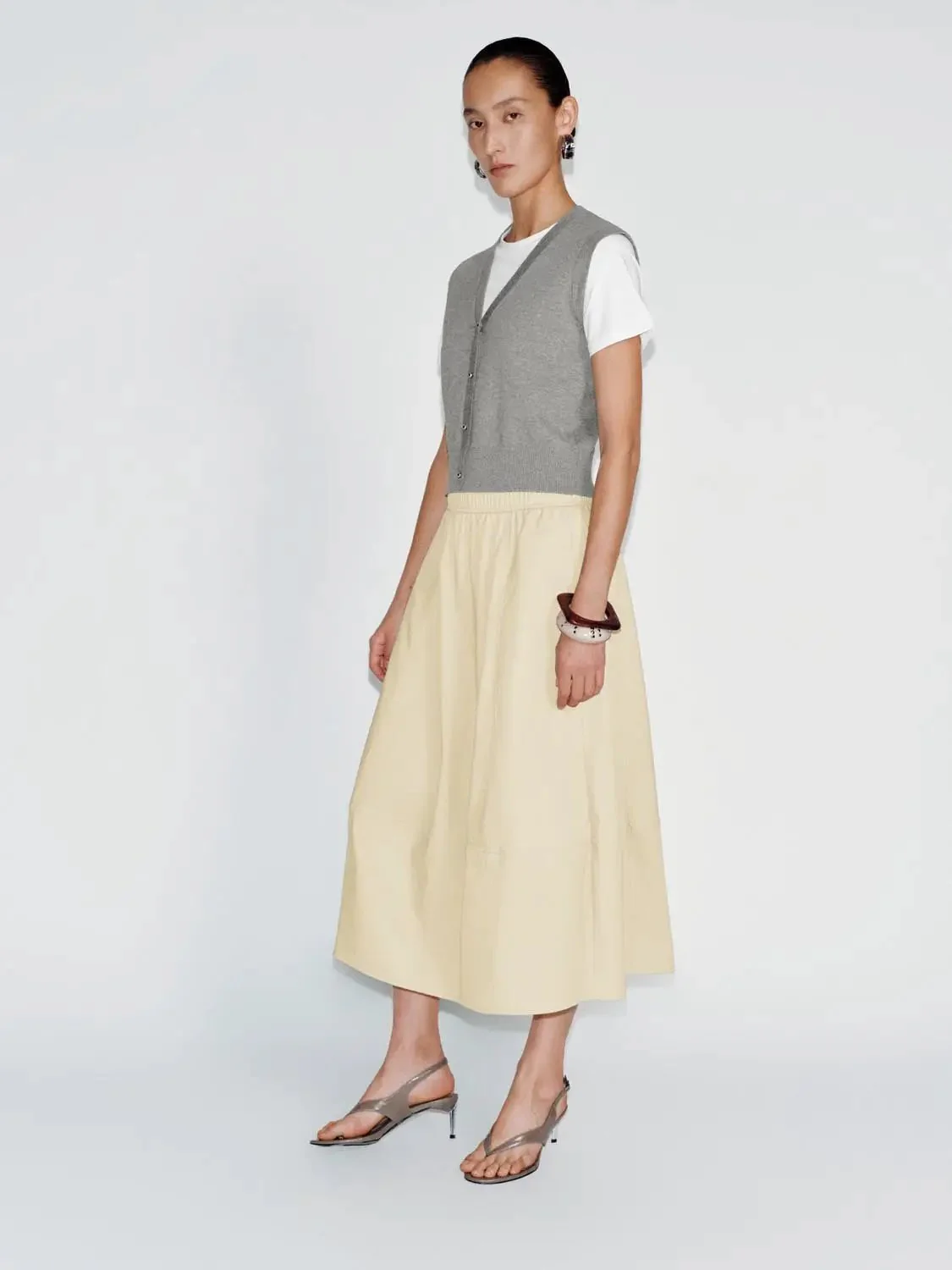 10190-pull-on-balloon-midi-skirts-22.webp Pull On Balloon Midi Skirts
