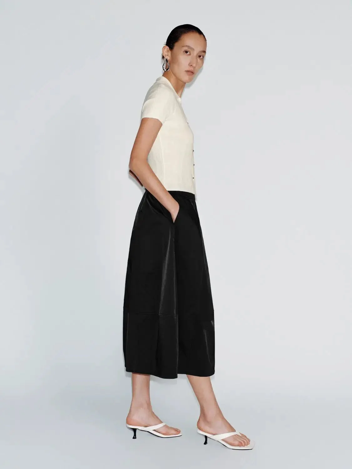 10190-pull-on-balloon-midi-skirts-6.webp Pull On Balloon Midi Skirts