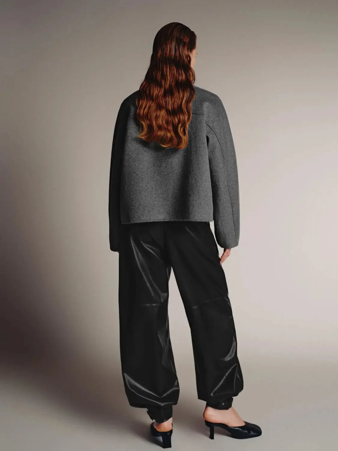 10227-large-collar-cropped-wool-blend-jackets-6.webp Large Collar Cropped Wool Blend Jackets