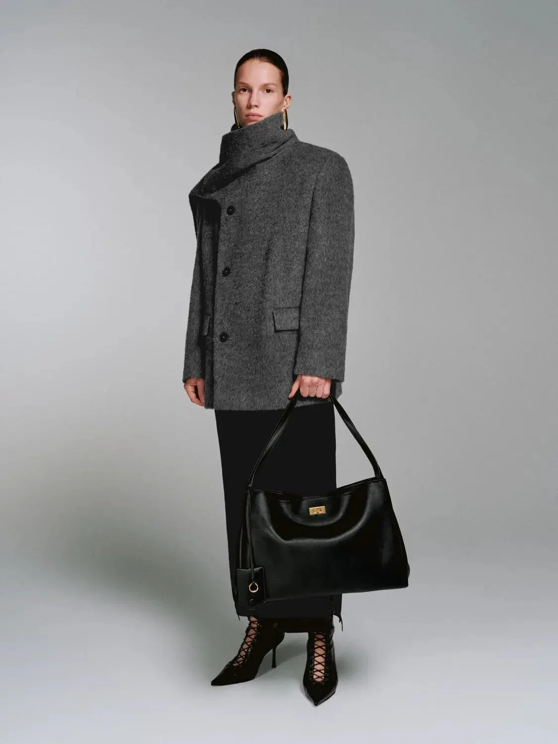 10351-vegan-leather-oversize-shoulder-bags-8.webp Vegan Leather Oversize Shoulder Bags