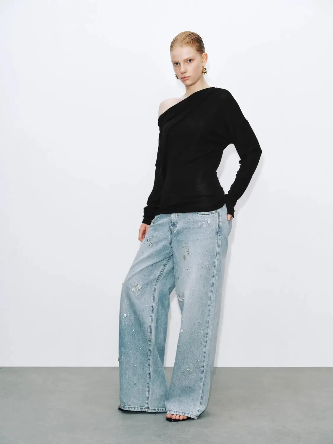 10370-lyocell-wool-blend-one-shoulder-long-sleeve-top-4.webp Lyocell Wool Blend One Shoulder Long Sleeve Top
