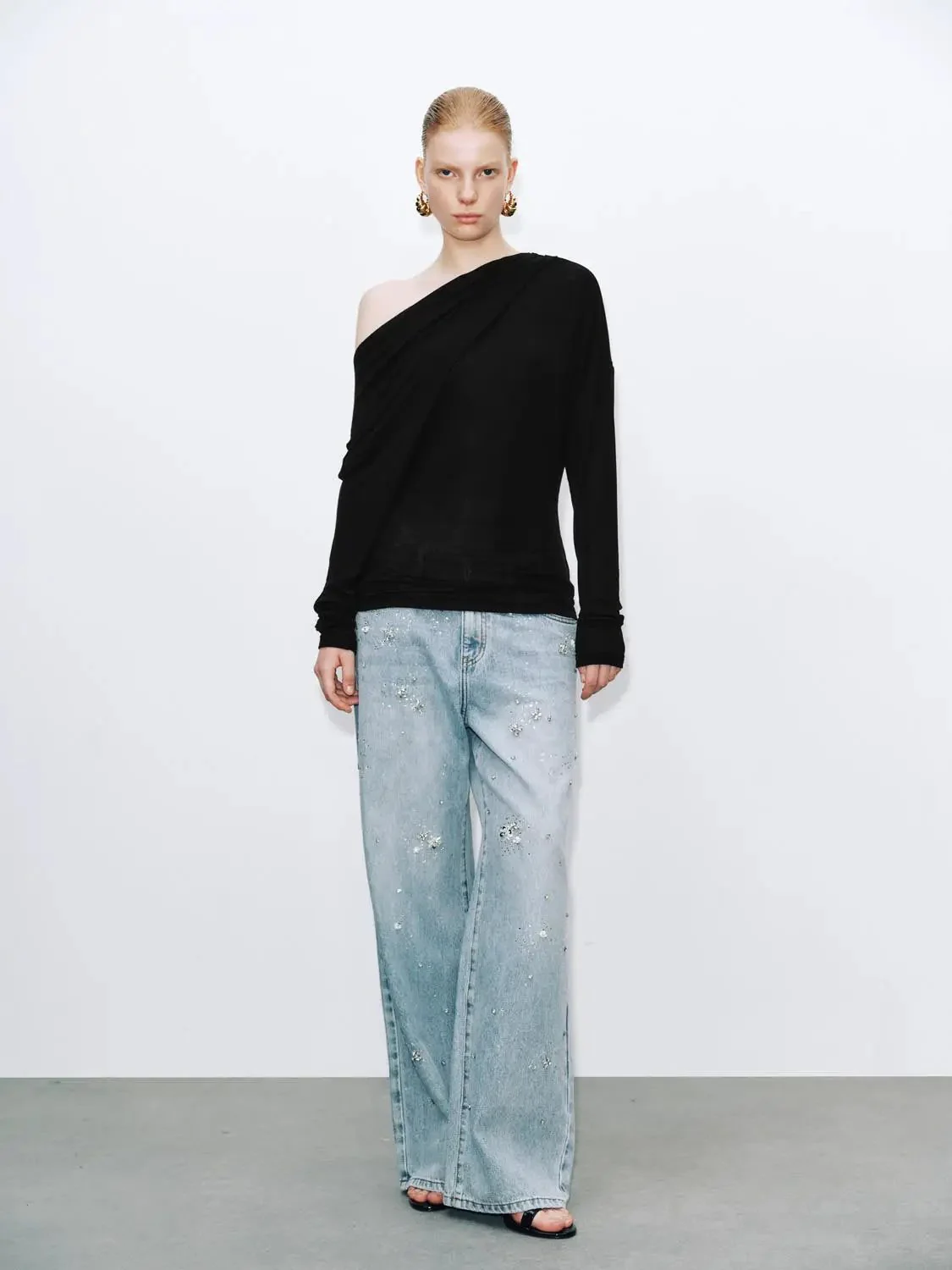 10370-lyocell-wool-blend-one-shoulder-long-sleeve-top-5.webp Lyocell Wool Blend One Shoulder Long Sleeve Top
