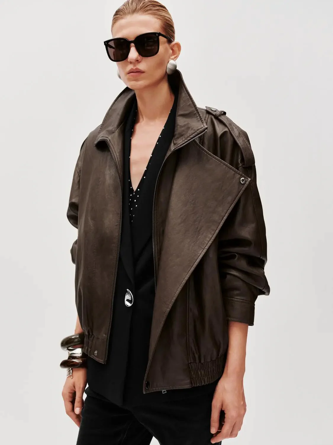10376-tie-asymmetric-faux-leather-bomber-jackets-2.webp Tie Asymmetric Faux Leather Bomber Jackets