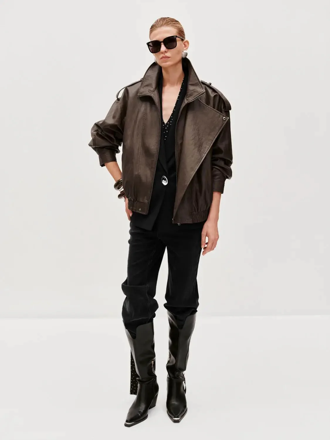 10376-tie-asymmetric-faux-leather-bomber-jackets-4.webp Tie Asymmetric Faux Leather Bomber Jackets