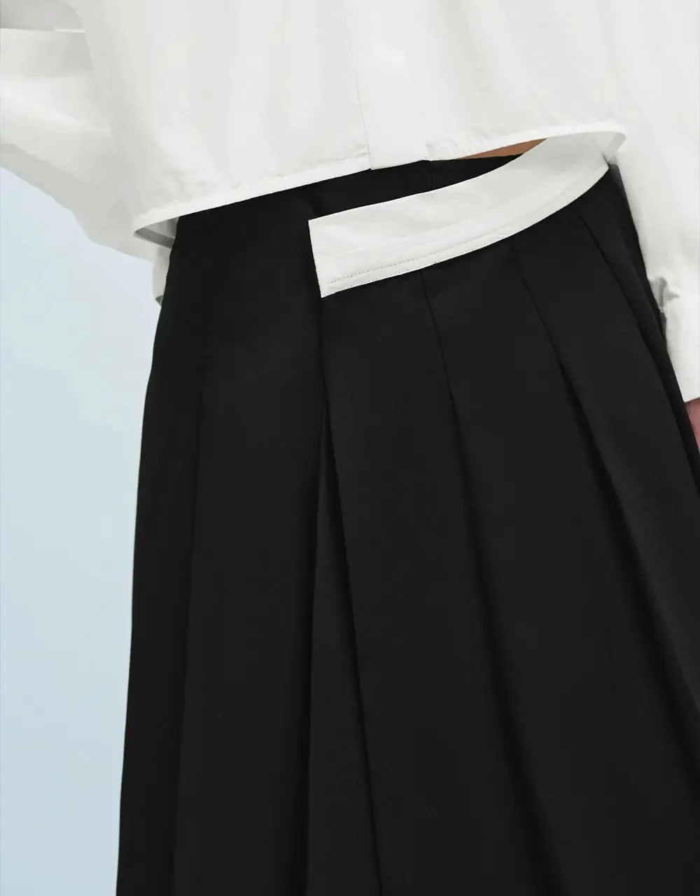 10451-pleated-midi-straight-skirt-5.webp Pleated Midi Straight Skirt