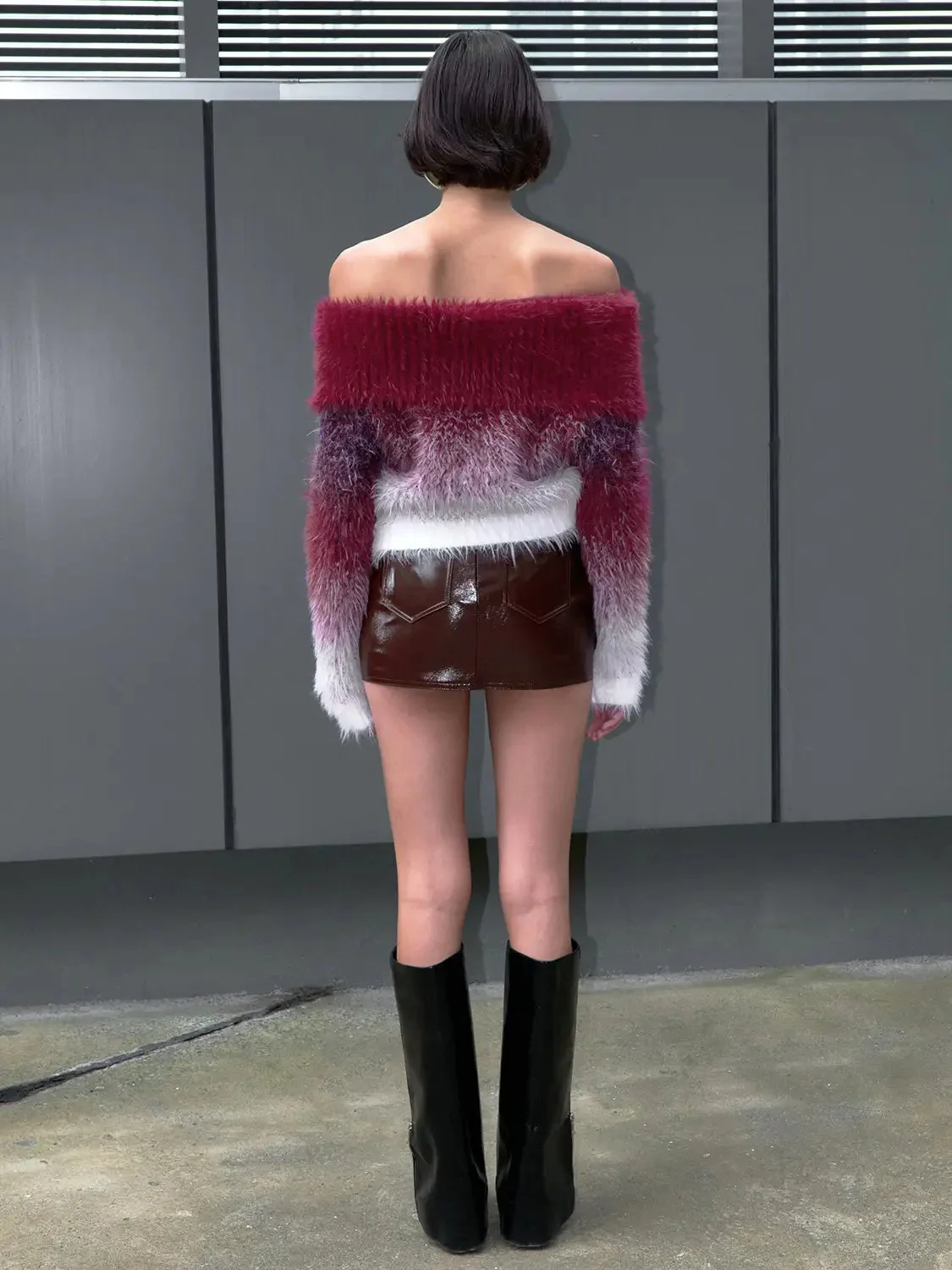 10457-leather-mini-straight-skirts-4.webp Leather Mini Straight Skirts