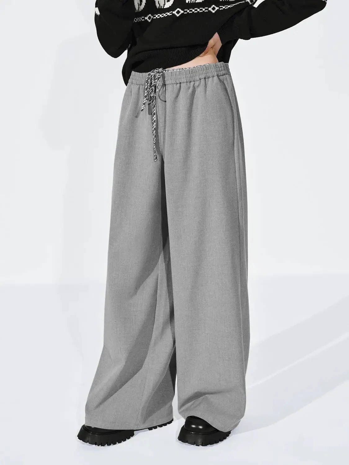 10482-contrast-trim-drawstring-pull-on-wide-leg-pants-3.webp Contrast Trim Drawstring Pull On Wide Leg Pants