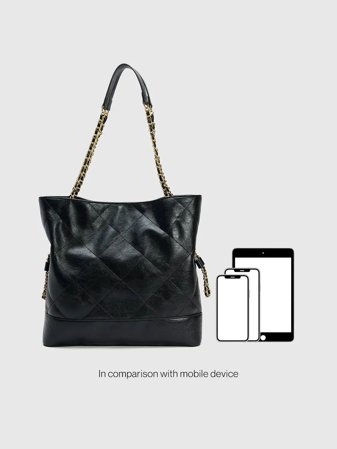10512-quilted-chain-detail-with-gold-tone-strap-shoulder-bag-7.webp Quilted Chain Detail With Gold Tone Strap Shoulder Bag