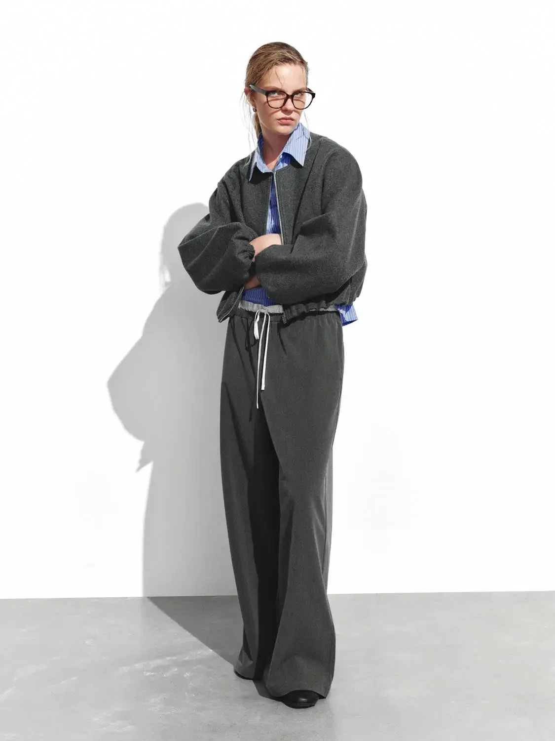 10781-2-in-1-collared-bomber-with-striped-panel-jackets-13.webp 2 In 1 Collared Bomber With Striped Panel Jackets