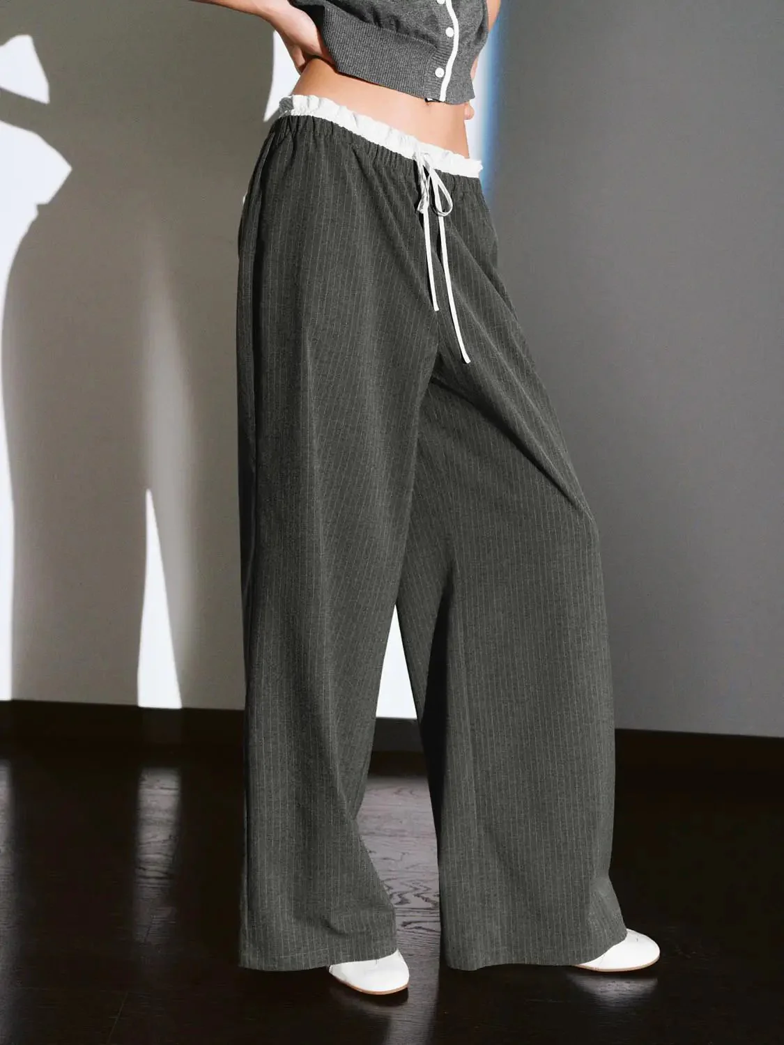 10851-2-in-1-striped-wide-leg-drawstring-pants-3.webp 2 In 1 Striped Wide Leg Drawstring Pants