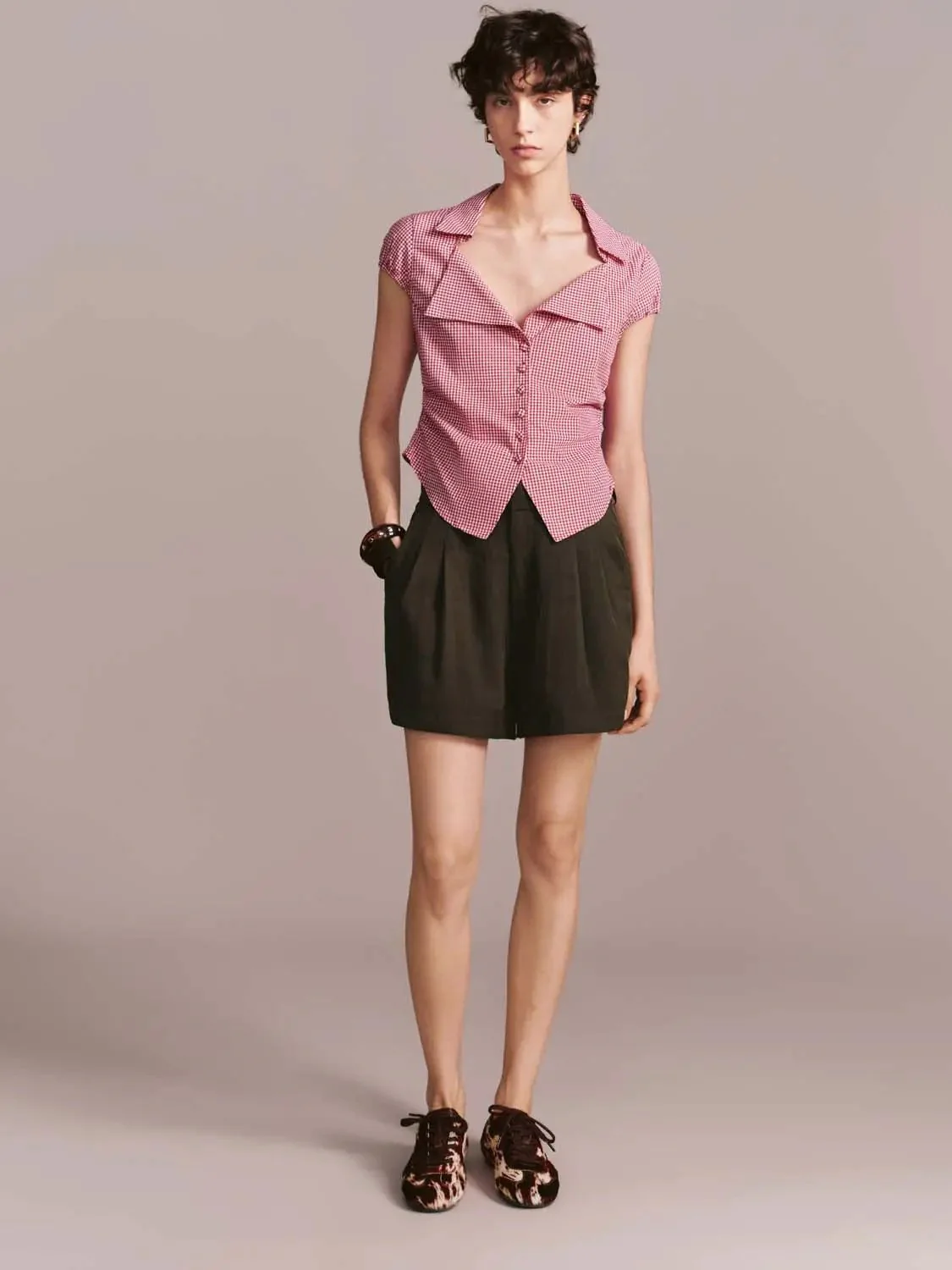 1088-lyocell-blend-pleat-detail-shorts-12.webp Lyocell Blend Pleat Detail Shorts