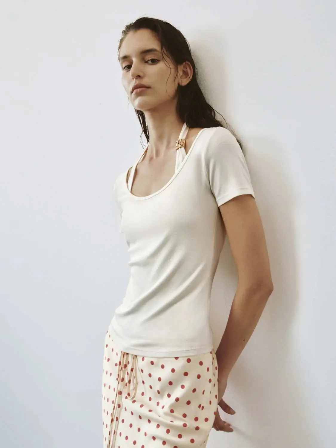 10941-2-in-1-scoop-halter-neck-skinny-fit-t-shirt-9.webp 2 In 1 Scoop Halter Neck Skinny Fit T Shirt