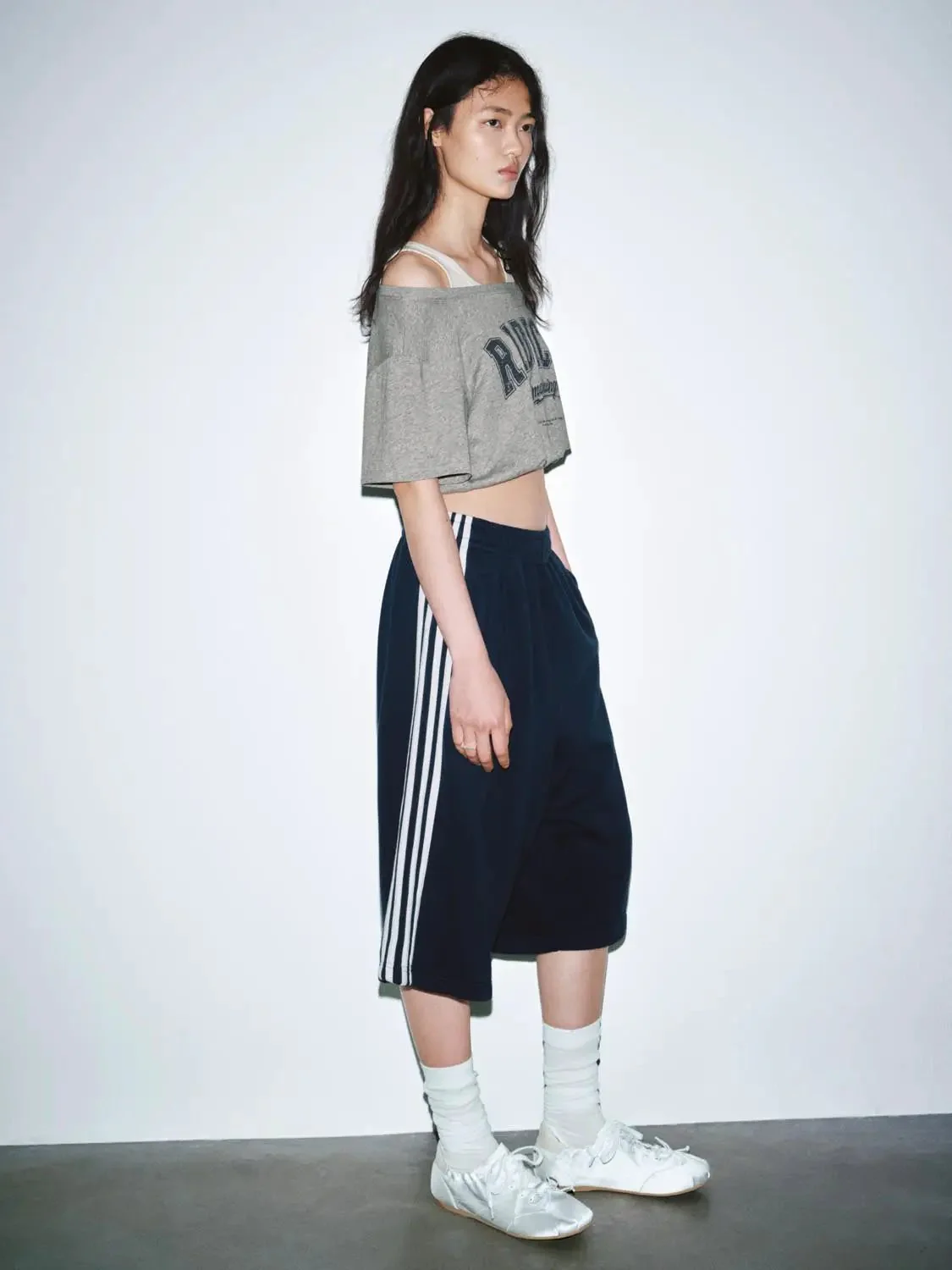 10998-2-in-1-cropped-balloon-hem-t-shirts-for-versatile-casual-look-5.webp 2 In 1 Cropped Balloon Hem T-Shirts For Versatile Casual Look