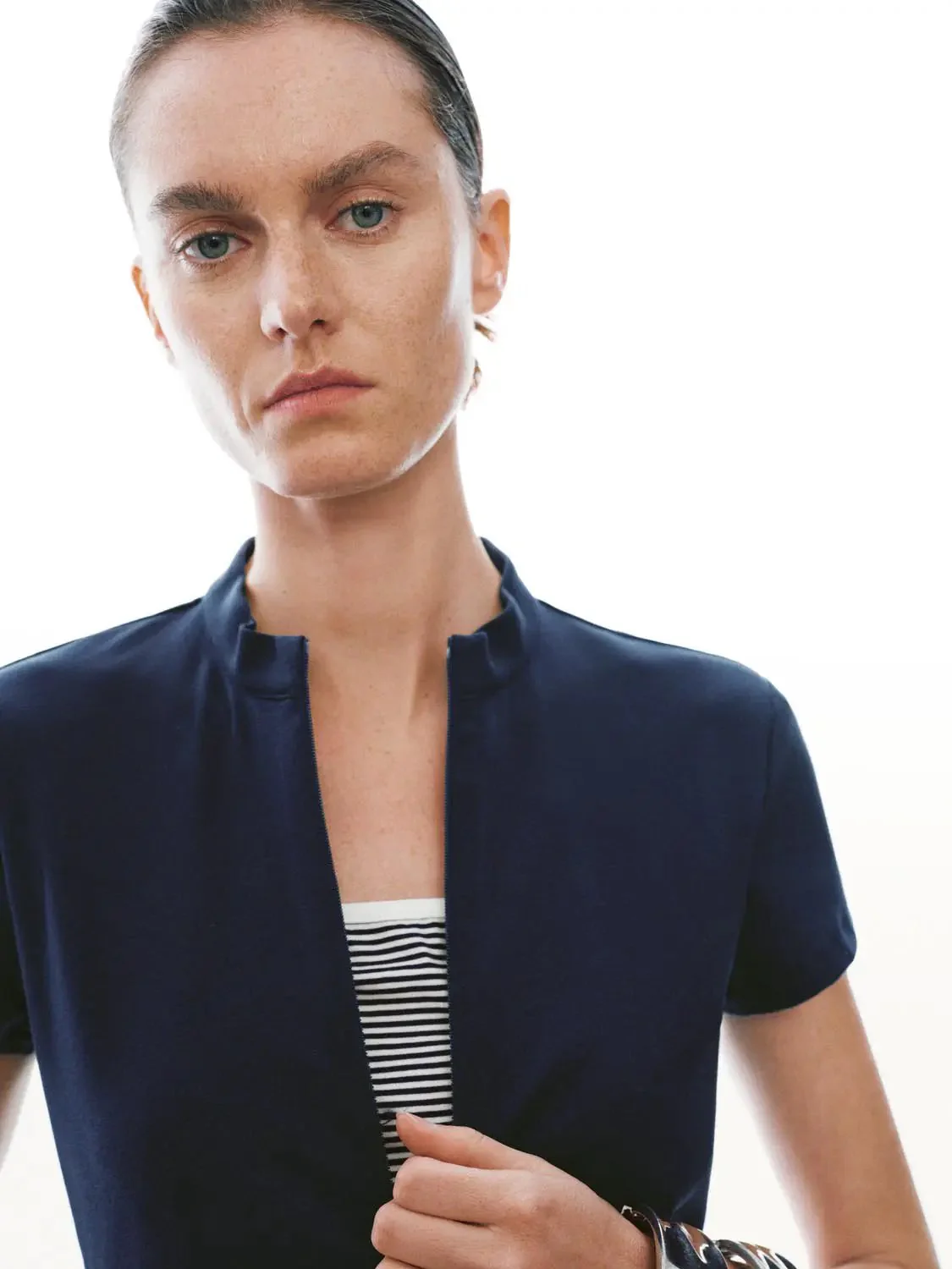 11029-nipped-waist-ruched-2-in-1-cotton-blend-t-shirt-3.webp Nipped-Waist Ruched 2 In 1 Cotton Blend T Shirt