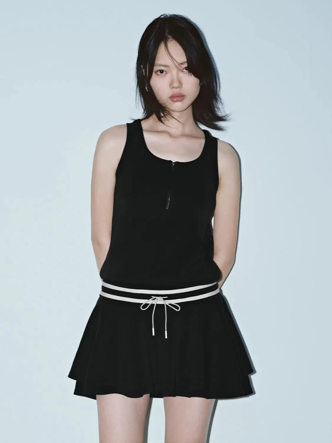 11058-black-zip-front-sleeveless-a-line-midi-dresses-with-stretch-fabric-tank-top-9.webp Black Zip Front Sleeveless A-Line Midi Dresses With Stretch Fabric Tank Top