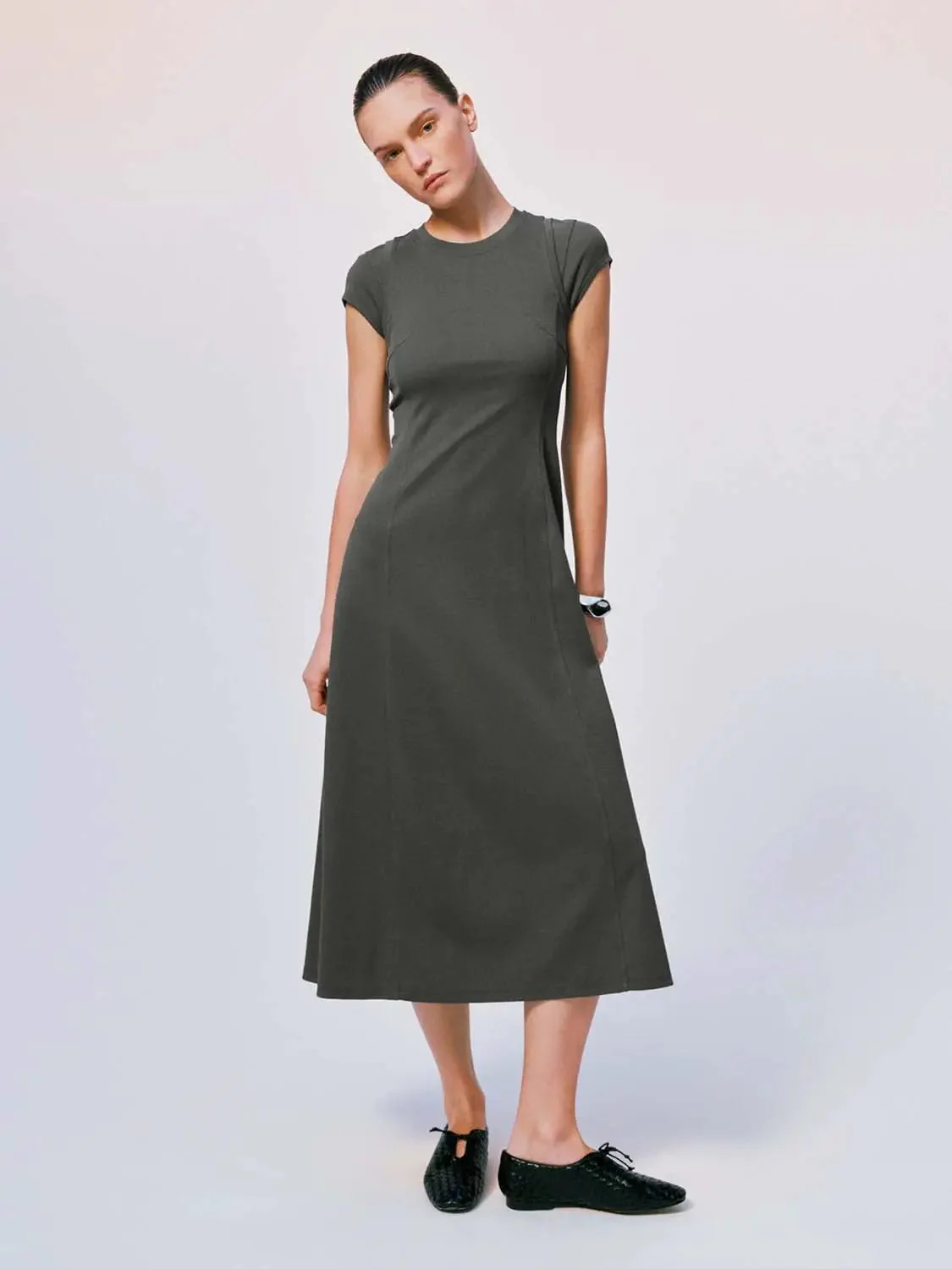 11112-cotton-olive-green-short-sleeve-aline-midi-dresses-1.webp Cotton Olive Green Short Sleeve Aline Midi Dresses