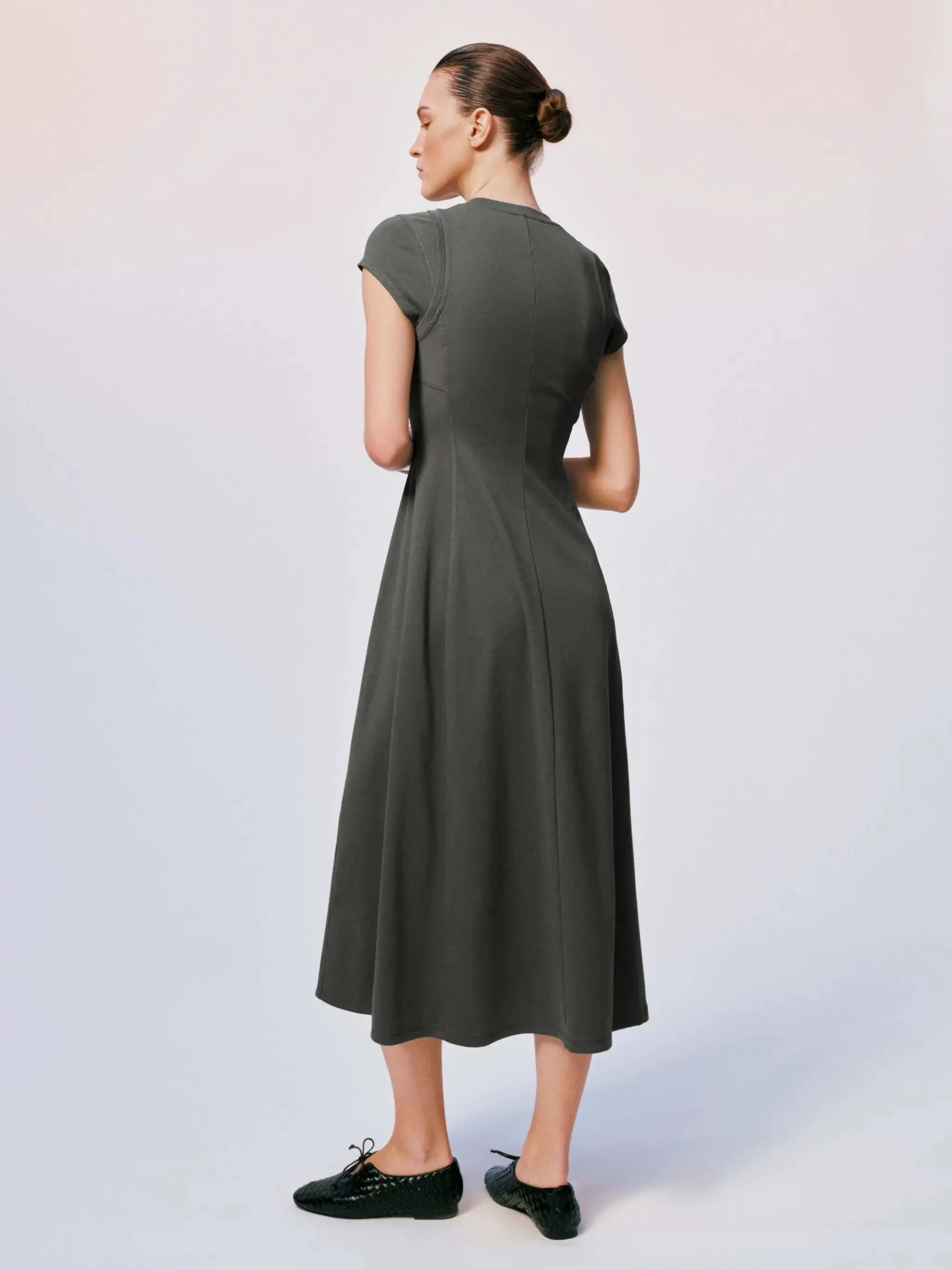 11112-cotton-olive-green-short-sleeve-aline-midi-dresses-6.webp Cotton Olive Green Short Sleeve Aline Midi Dresses