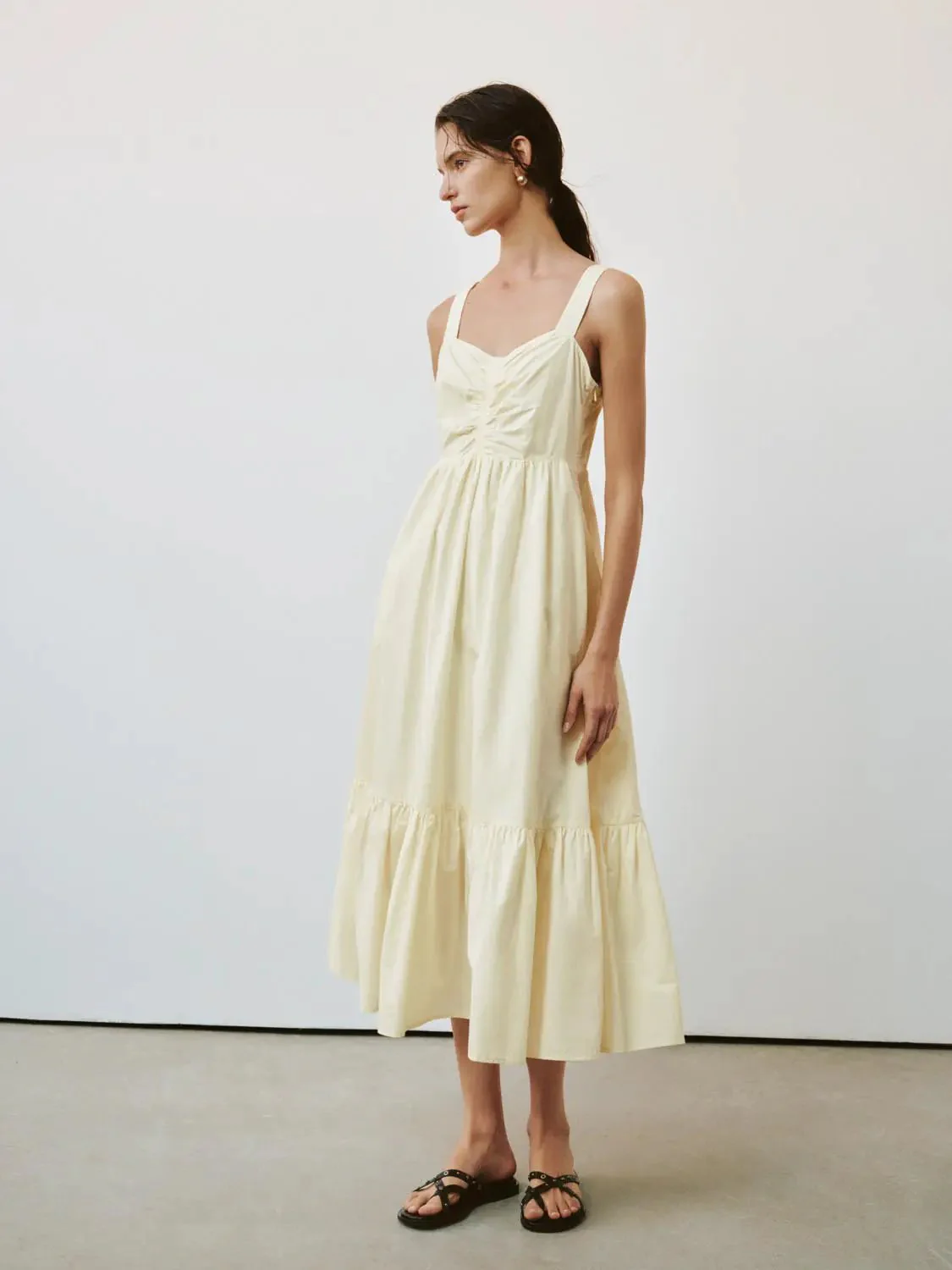 11238-strappy-shirred-a-line-midi-dresses-for-everyday-and-evening-wear-12.webp Strappy Shirred A-Line Midi Dresses For Everyday And Evening Wear