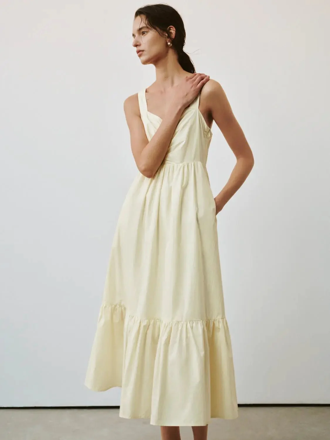 11238-strappy-shirred-a-line-midi-dresses-for-everyday-and-evening-wear-13.webp Strappy Shirred A-Line Midi Dresses For Everyday And Evening Wear