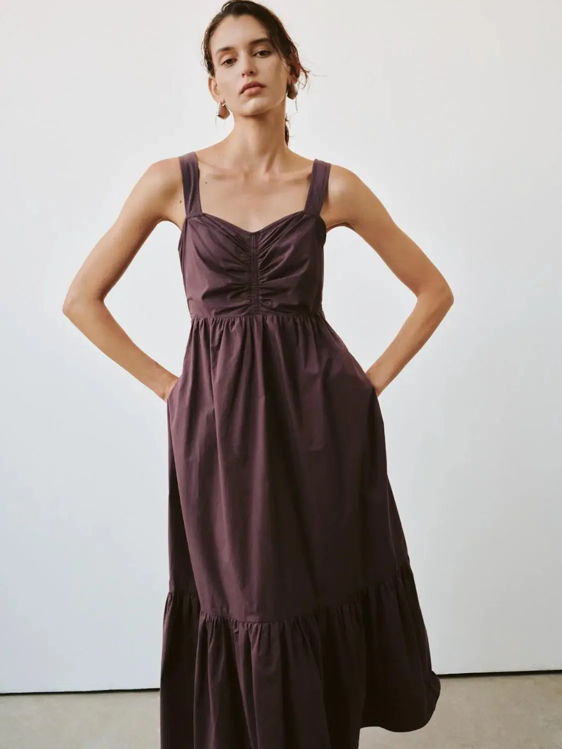 11238-strappy-shirred-a-line-midi-dresses-for-everyday-and-evening-wear-2.webp Strappy Shirred A-Line Midi Dresses For Everyday And Evening Wear