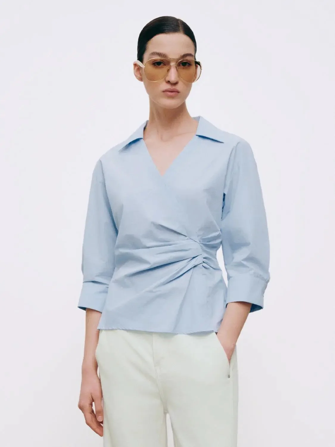 1128-v-neck-ruched-cropped-overhead-shirts-26.webp V-Neck Ruched Cropped Overhead Shirts