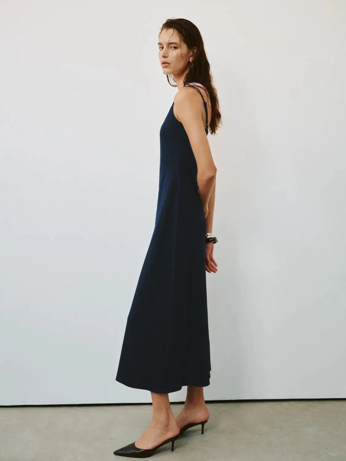 11358-2-in-1-u-neck-sleeveless-a-line-midi-dresses-casual-elegant-summer-wear-5.webp 2 In 1 U Neck Sleeveless A-Line Midi Dresses Casual Elegant Summer Wear