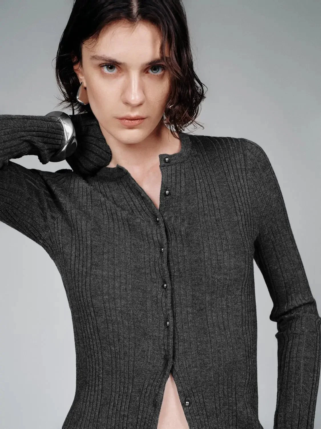 1144-crew-neck-slim-fit-knitted-cardigans-14.webp Crew Neck Slim Fit Knitted Cardigans