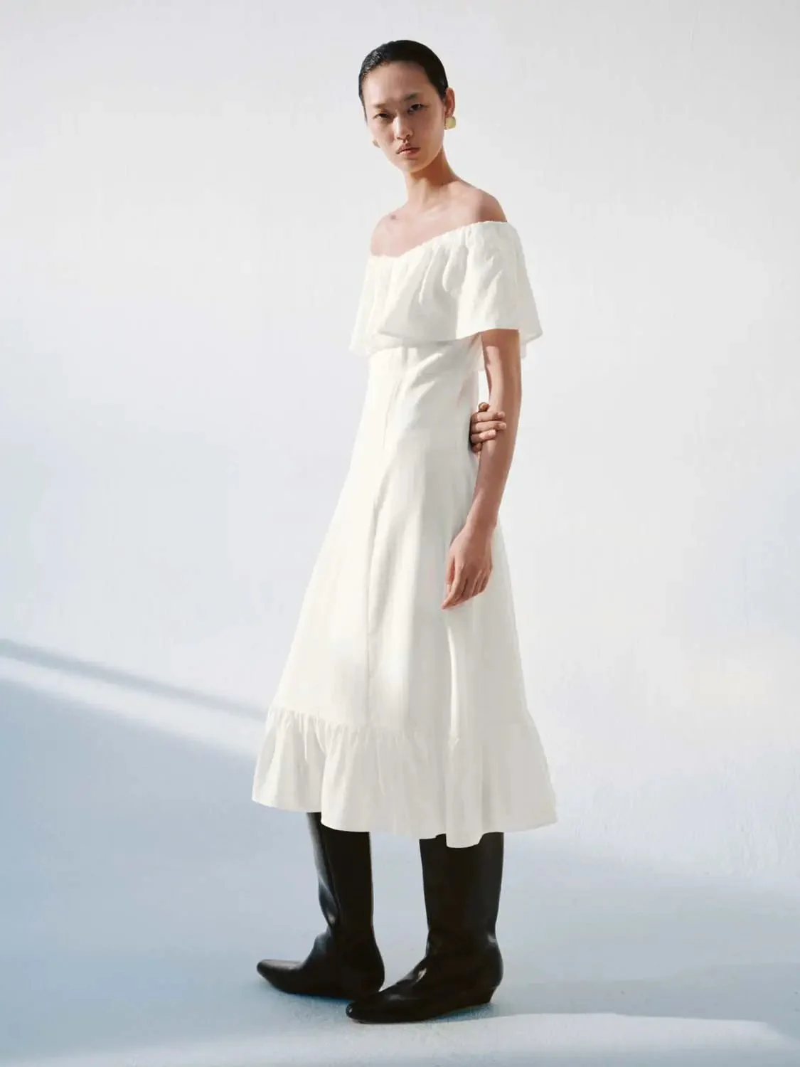 11497-lyocell-foldover-one-shoulder-ruffle-aline-midi-dress-4.webp Lyocell Foldover One Shoulder Ruffle Aline Midi Dress