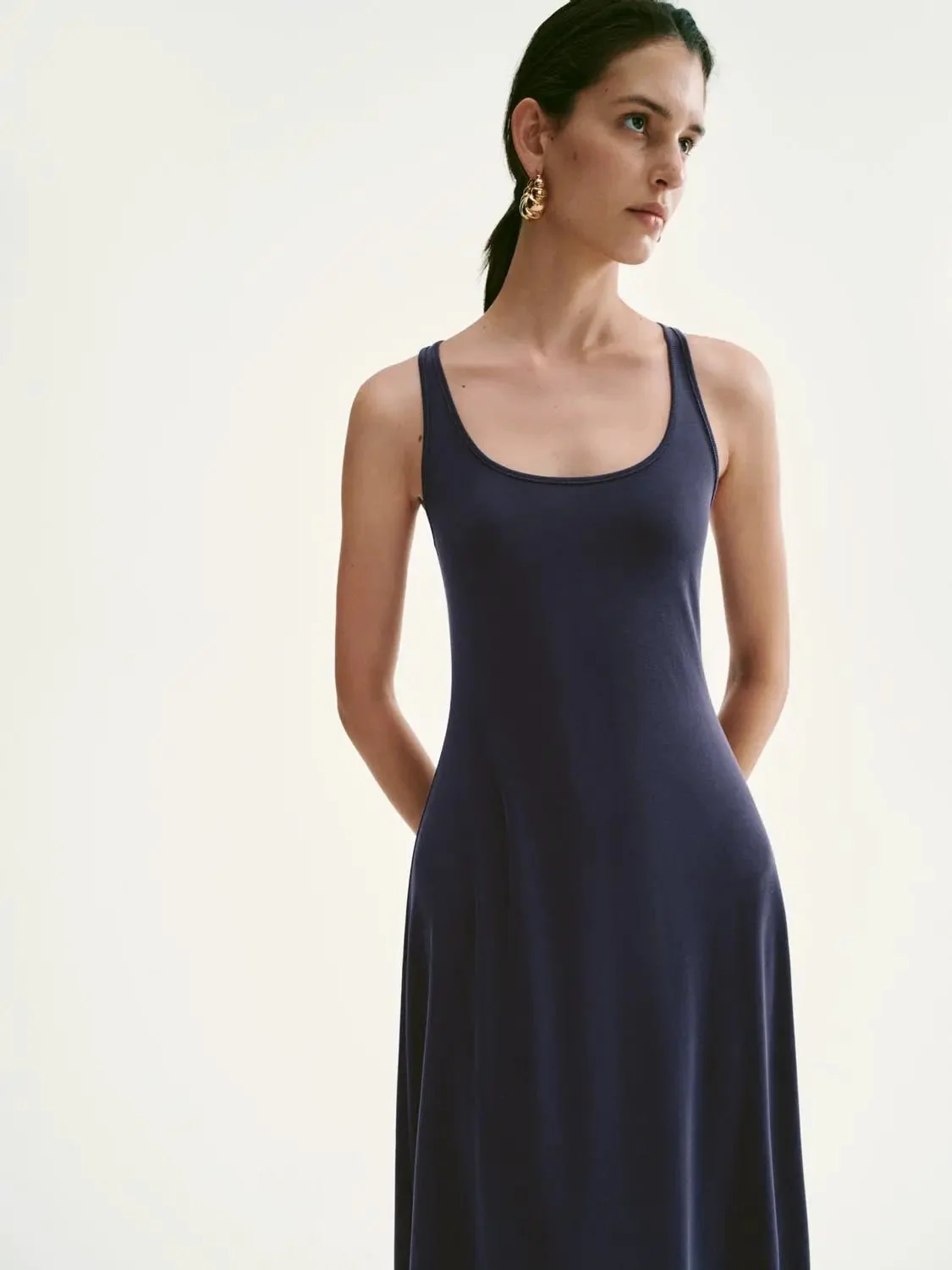11582-modal-blend-square-neck-strappy-a-line-maxi-dresses-5.webp Modal Blend Square Neck Strappy A-Line Maxi Dresses