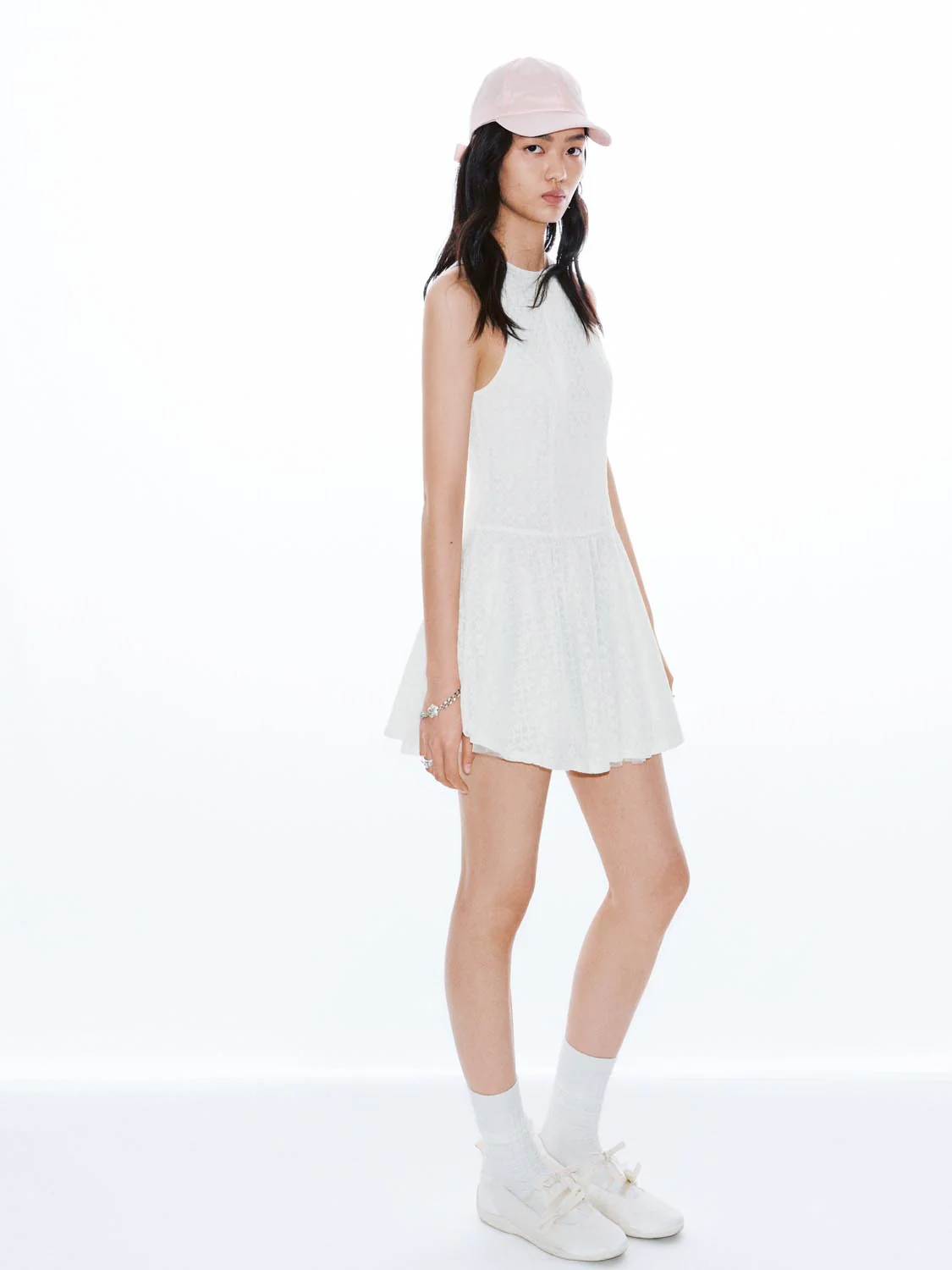 11588-crew-neck-sleeveless-a-line-mini-dresses-4.webp Crew Neck Sleeveless A-Line Mini Dresses
