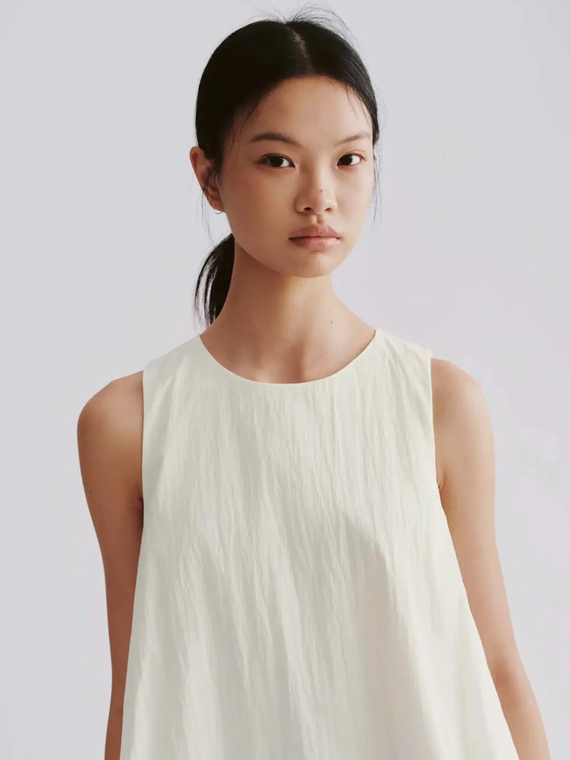 11594-white-cotton-blend-crew-neck-sleeveless-a-line-midi-dresses-3.webp White Cotton Blend Crew Neck Sleeveless A Line Midi Dresses