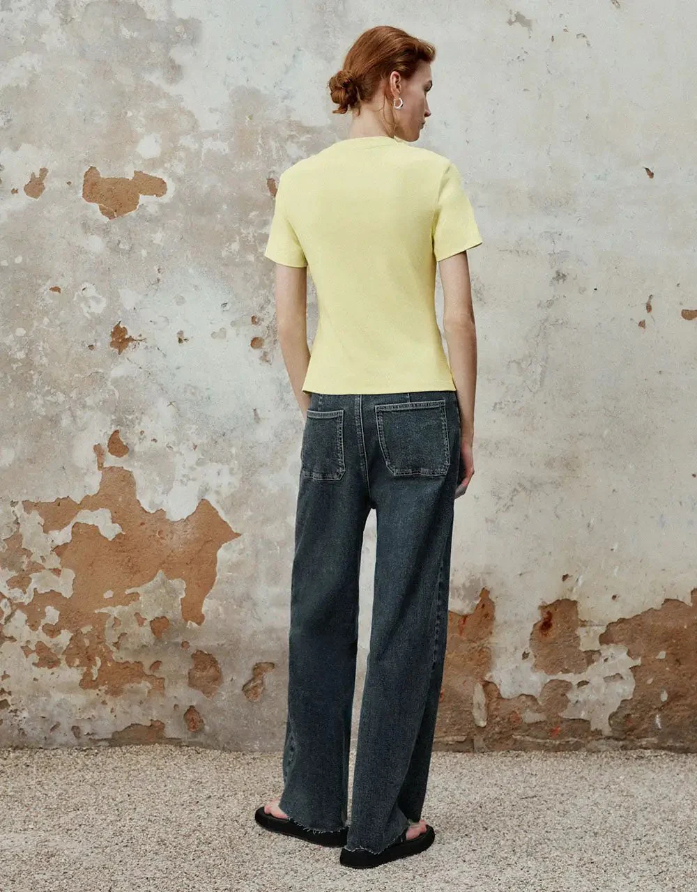 1160-white-natural-fiber-blend-with-subtle-ruched-detail-t-shirt-12.webp White Natural Fiber Blend With Subtle Ruched Detail T Shirt