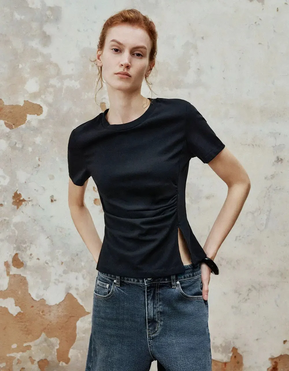 1160-white-natural-fiber-blend-with-subtle-ruched-detail-t-shirt-25.webp White Natural Fiber Blend With Subtle Ruched Detail T Shirt
