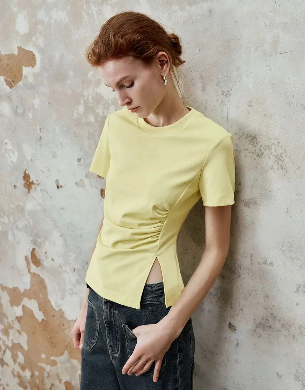 1160-white-natural-fiber-blend-with-subtle-ruched-detail-t-shirt-9.webp White Natural Fiber Blend With Subtle Ruched Detail T Shirt