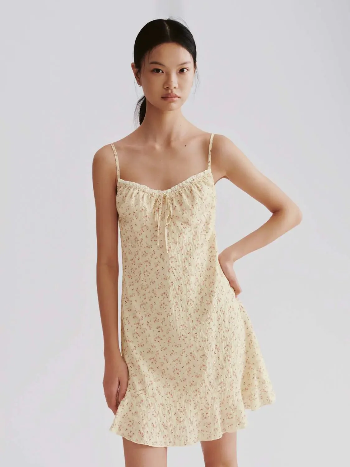11683-floral-print-viscose-linen-strappy-shirring-midi-dresses-1.webp Floral Print Viscose Linen Strappy Shirring Midi Dresses