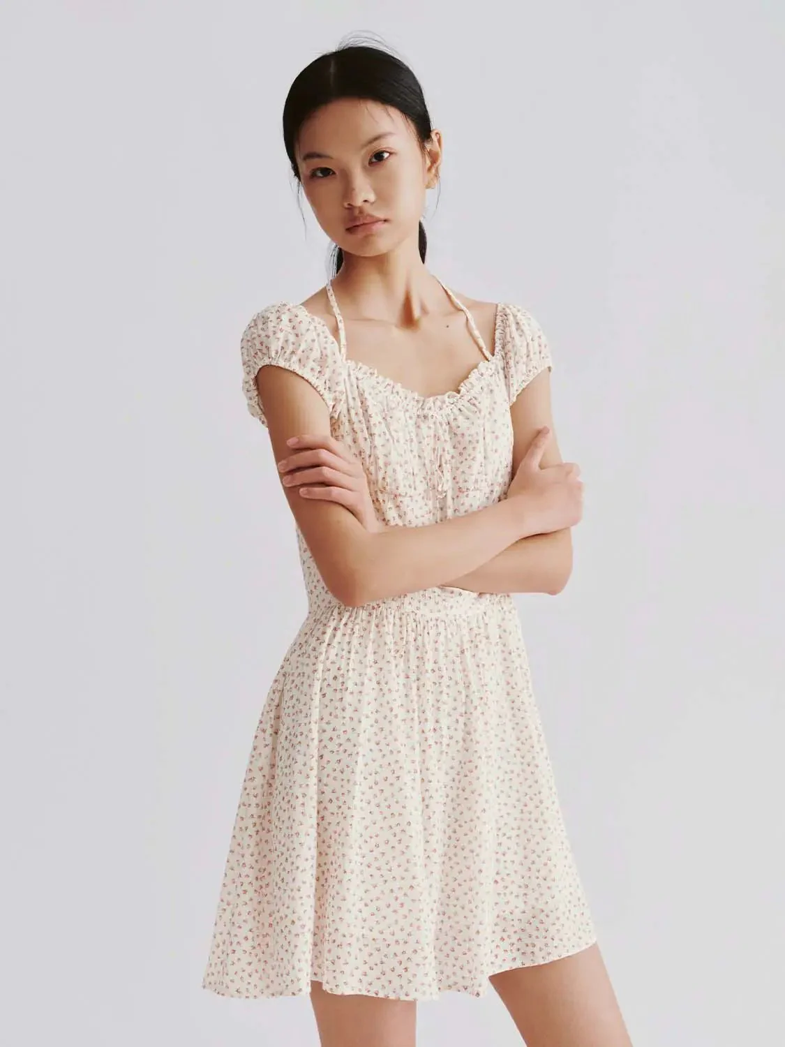 11712-floral-puff-sleeve-shirred-a-line-midi-dresses-18.webp Floral Puff Sleeve Shirred A Line Midi Dresses