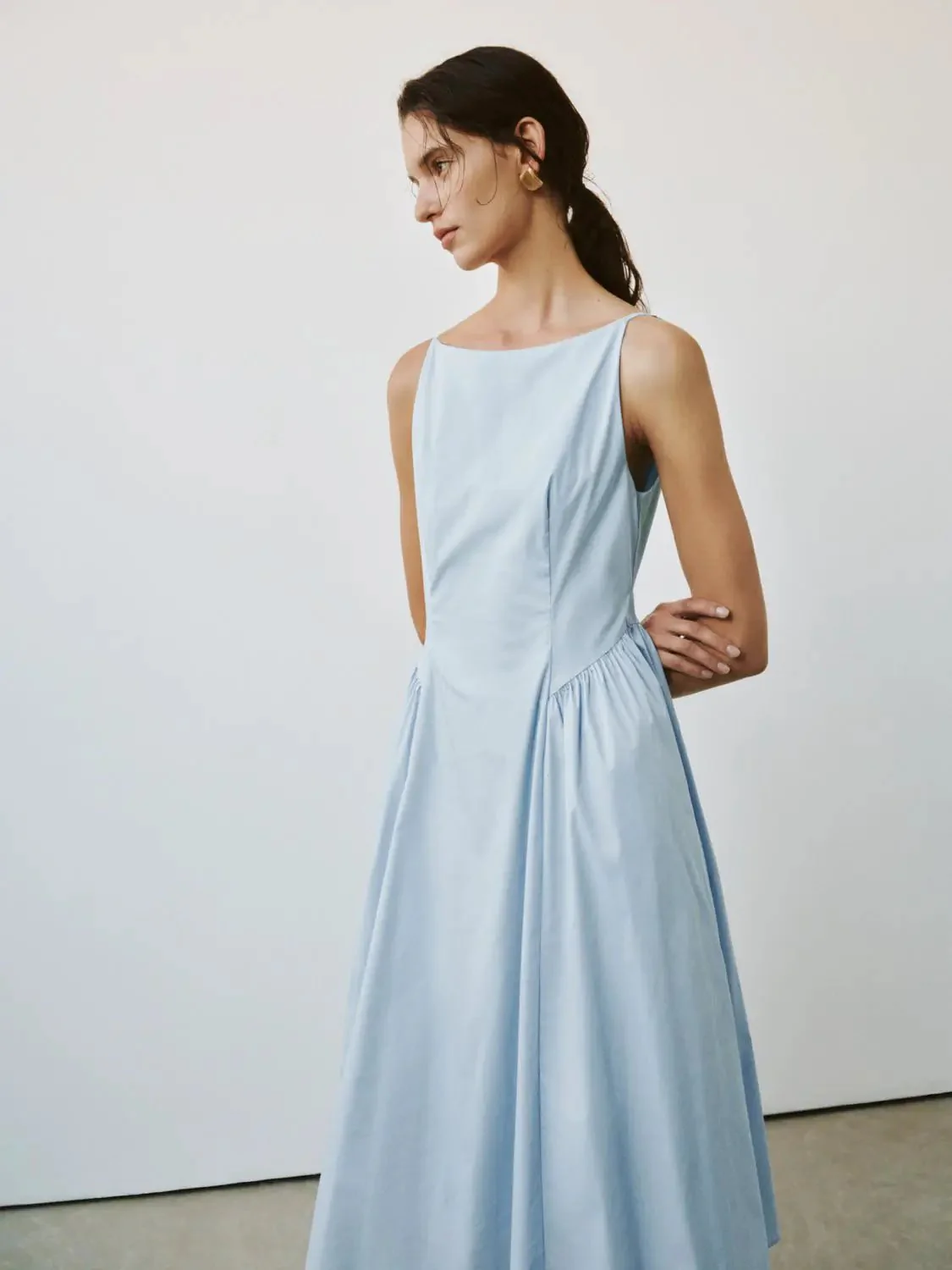 11746-sleeveless-shirring-detail-a-line-midi-dresses-10.webp Sleeveless Shirring Detail A Line Midi Dresses
