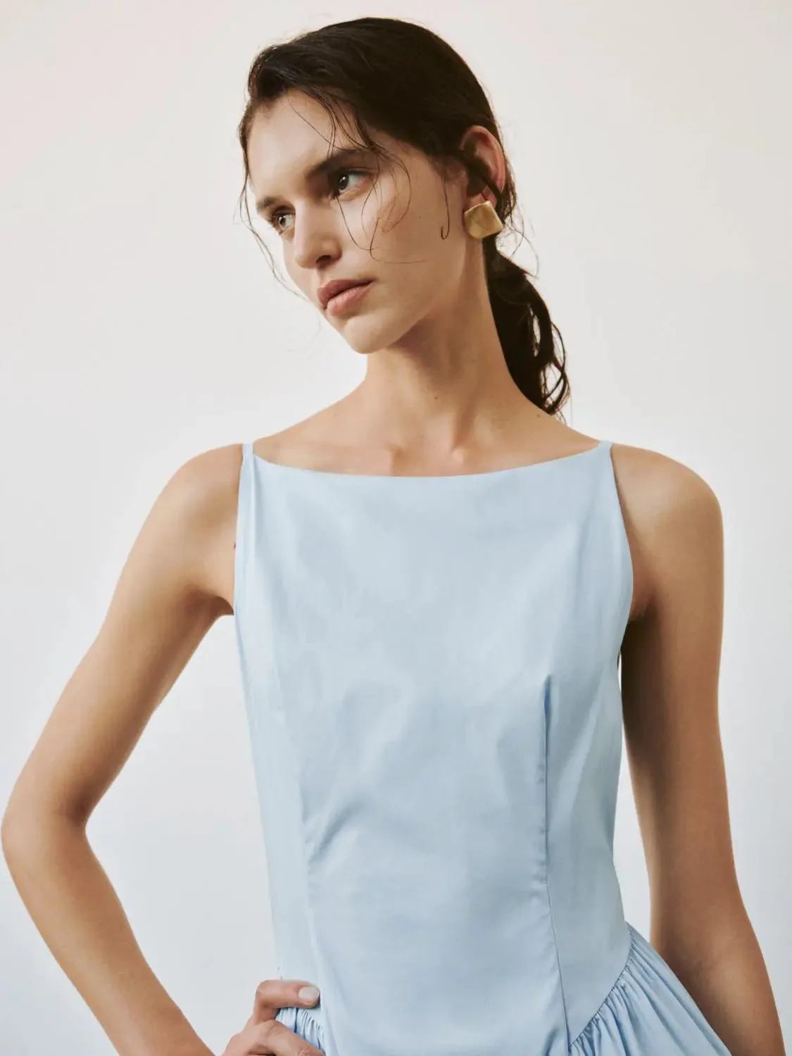11746-sleeveless-shirring-detail-a-line-midi-dresses-11.webp Sleeveless Shirring Detail A Line Midi Dresses