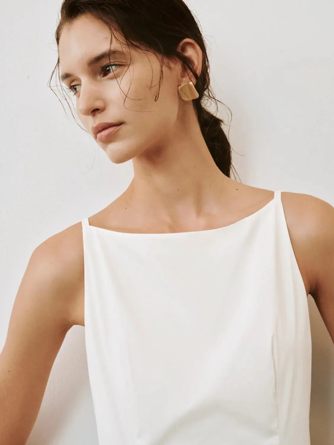 11746-sleeveless-shirring-detail-a-line-midi-dresses-3.webp Sleeveless Shirring Detail A Line Midi Dresses