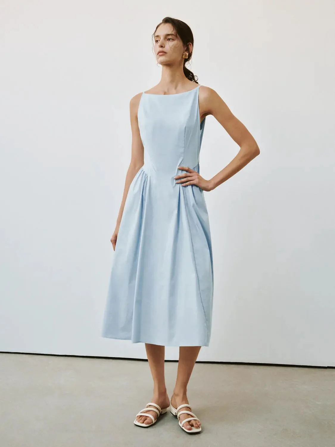 11746-sleeveless-shirring-detail-a-line-midi-dresses-9.webp Sleeveless Shirring Detail A Line Midi Dresses