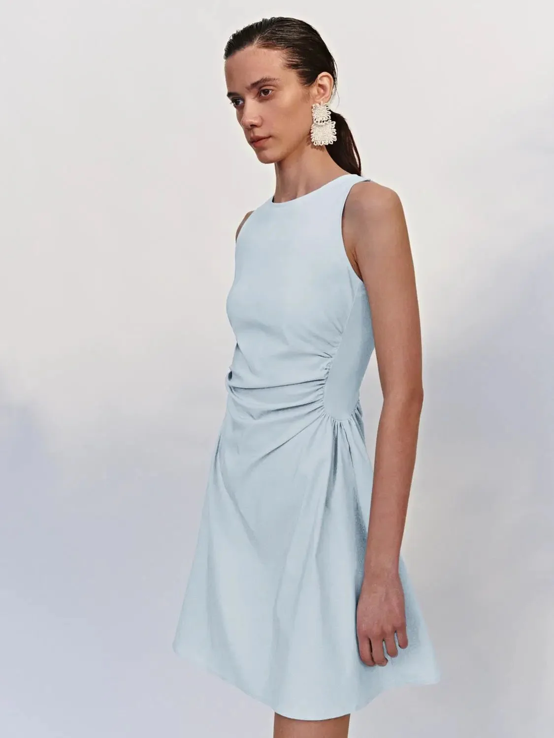 11868-sleeveless-crew-neck-nipped-waist-stretch-midi-dress-2.webp Sleeveless Crew Neck Nipped-Waist Stretch Midi Dress